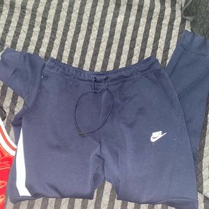 Nike sweatpant joggers